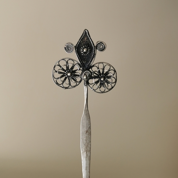 Vintage hair pins - Picture 3 of 7